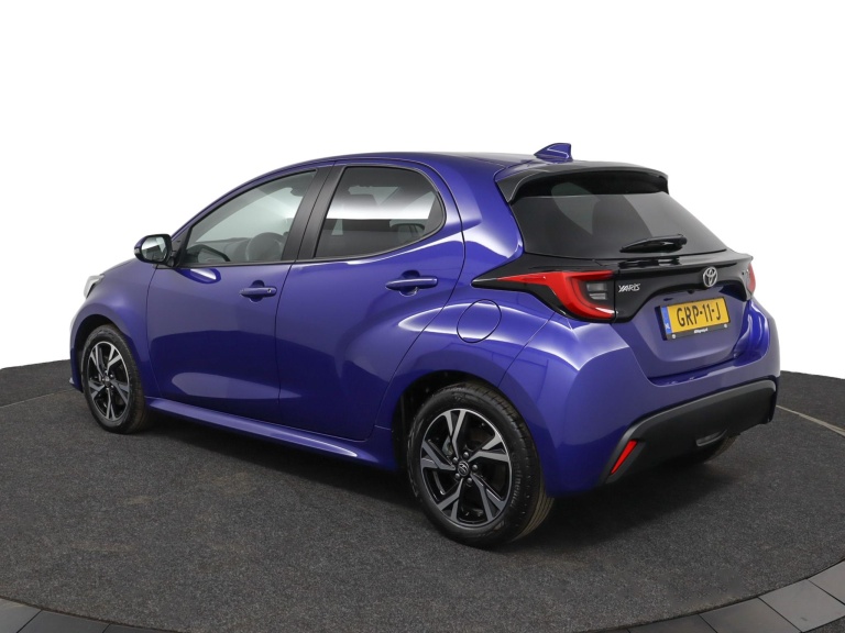 Toyota Yaris - 1.5 Hybrid 115 First Edition 12