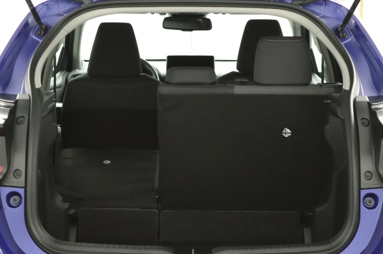 Toyota Yaris - 1.5 Hybrid 115 First Edition 24