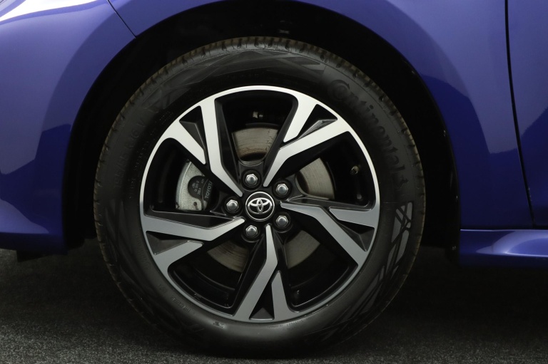 Toyota Yaris - 1.5 Hybrid 115 First Edition 37