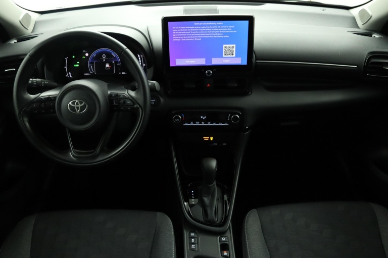 Toyota Yaris - 1.5 Hybrid 115 First Edition 4