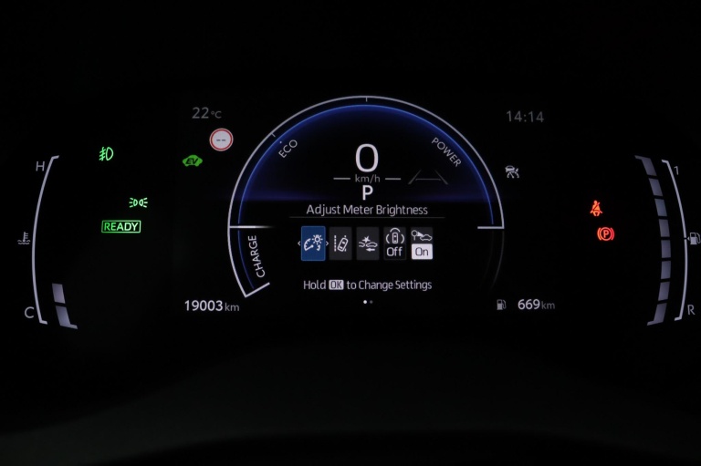 Toyota Yaris - 1.5 Hybrid 115 First Edition 6