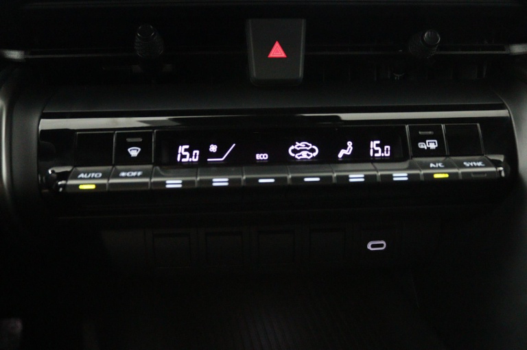 Toyota C-HR - 1.8 Hybrid 140 Dynamic 18