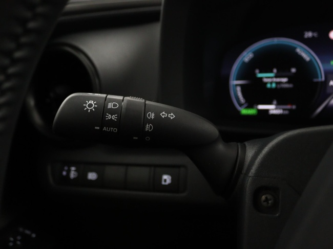 Toyota C-HR - 1.8 Hybrid 140 Dynamic