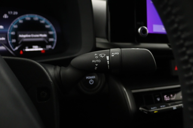 Toyota C-HR - 1.8 Hybrid 140 Dynamic 23
