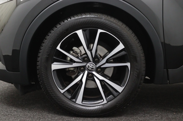 Toyota C-HR - 1.8 Hybrid 140 Dynamic 35