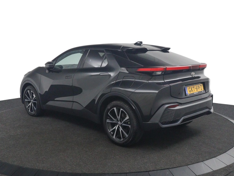 Toyota C-HR - 1.8 Hybrid 140 Dynamic 4
