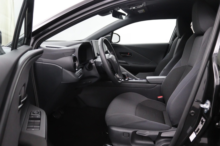Toyota C-HR - 1.8 Hybrid 140 Dynamic 9