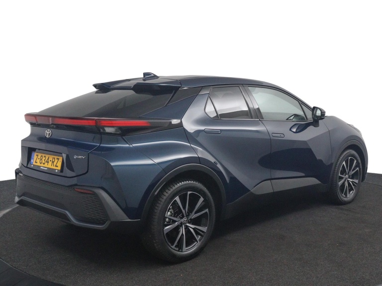 Toyota C-HR - 1.8 Hybrid 140 Dynamic 2
