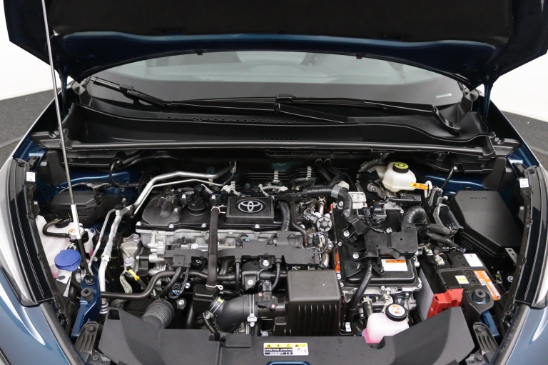 Toyota C-HR - 1.8 Hybrid 140 Dynamic 32