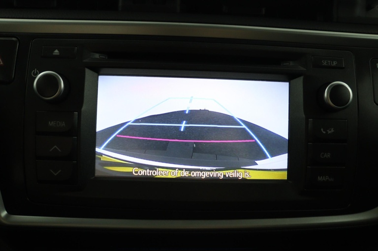Toyota Auris Touring Sports - 1.8 Hybrid Lease 16