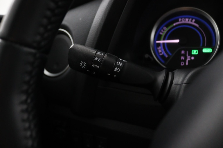 Toyota Auris Touring Sports - 1.8 Hybrid Lease 27
