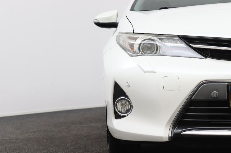 Toyota Auris Touring Sports - 1.8 Hybrid Lease 39