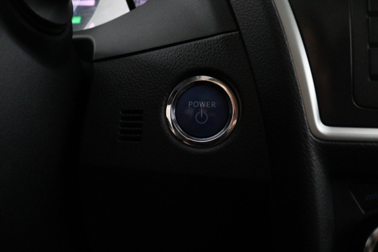 Toyota Auris Touring Sports - 1.8 Hybrid Lease 46