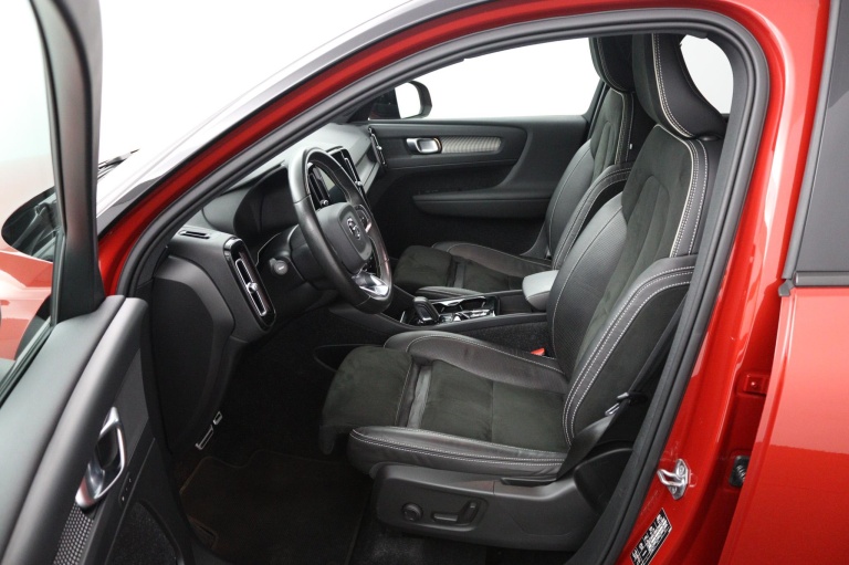 Volvo XC40 - 1.5 T5 Recharge R-Design 15