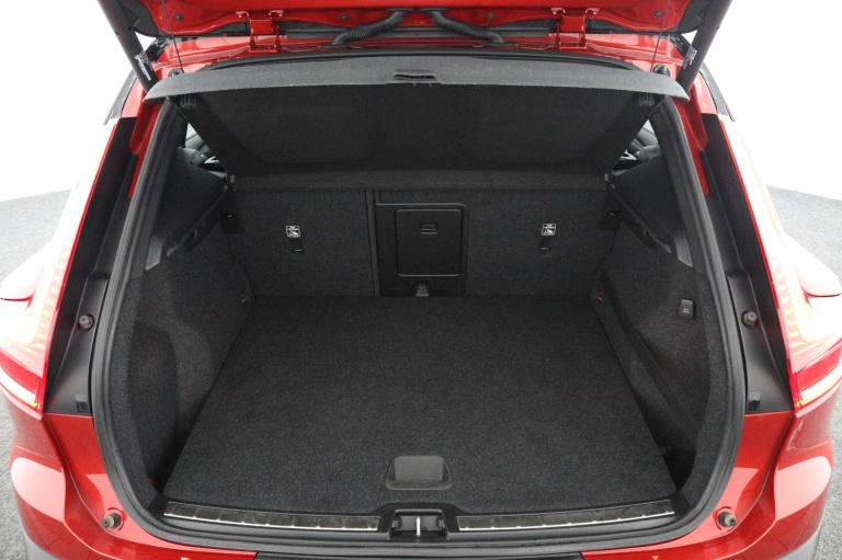 Volvo XC40 - 1.5 T5 Recharge R-Design 19
