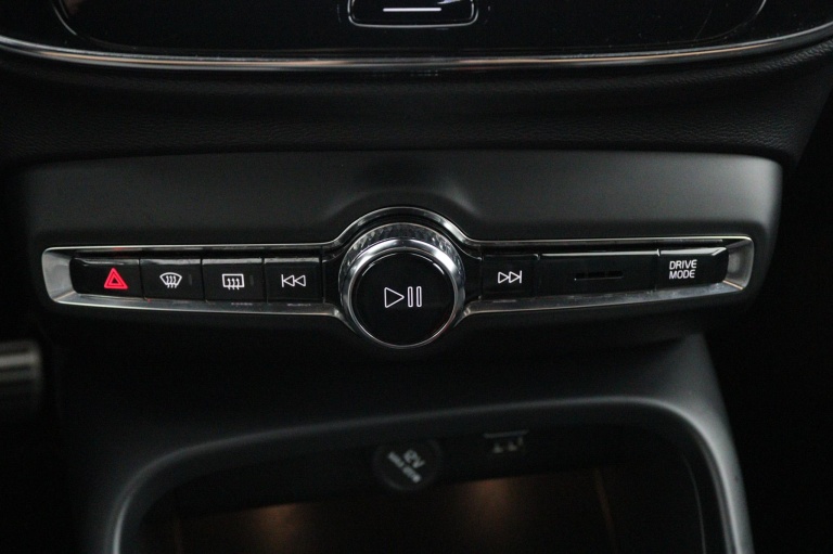 Volvo XC40 - 1.5 T5 Recharge R-Design 22