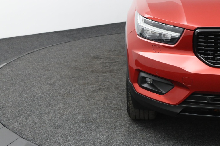 Volvo XC40 - 1.5 T5 Recharge R-Design 36