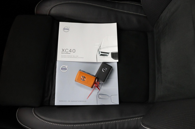Volvo XC40 - 1.5 T5 Recharge R-Design 37