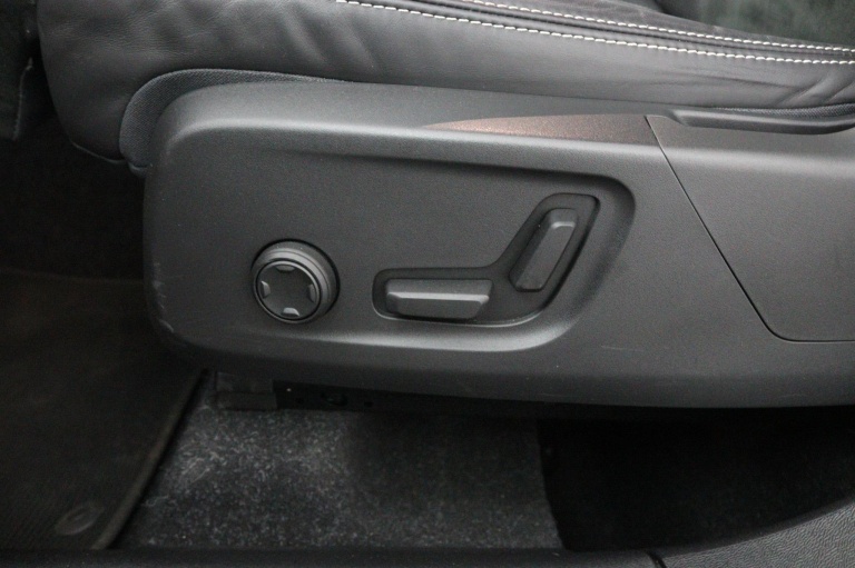 Volvo XC40 - 1.5 T5 Recharge R-Design 41