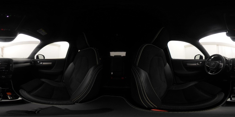 Volvo XC40 - 1.5 T5 Recharge R-Design 48