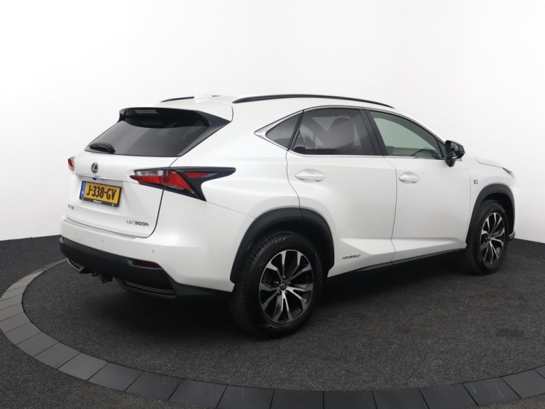 Lexus NX - 300h AWD F Sport Line 2
