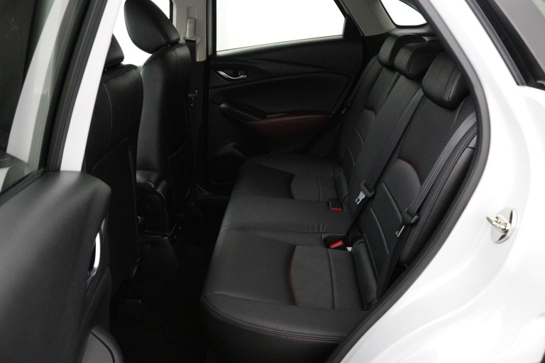 Mazda CX-3 - 2.0 SkyActiv-G 120 GT-M 13