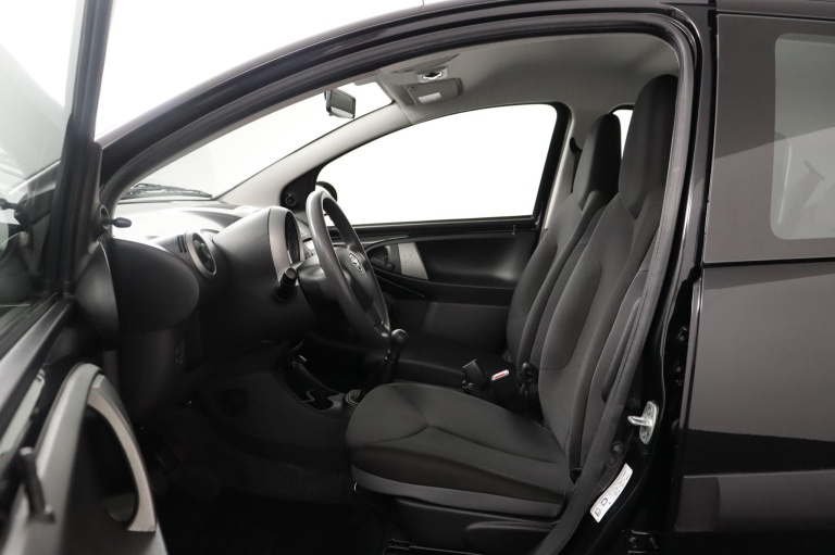 Toyota Aygo - 1.0 VVT-i Now 14