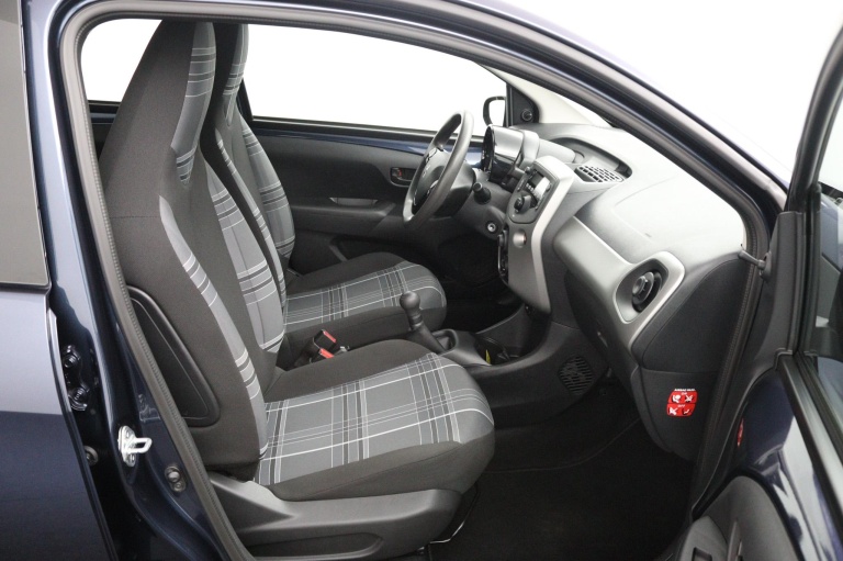 Peugeot 108 - 1.0 e-VTi Blue Lion 17