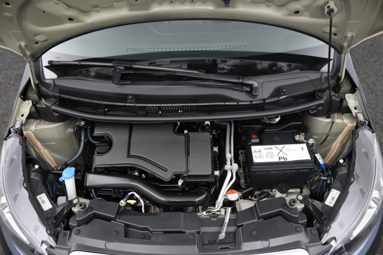 Peugeot 108 - 1.0 e-VTi Blue Lion 28