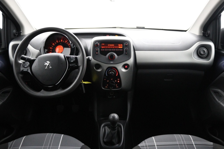 Peugeot 108 - 1.0 e-VTi Blue Lion 4