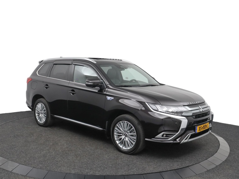 Mitsubishi Outlander - 2.4 PHEV Instyle 12
