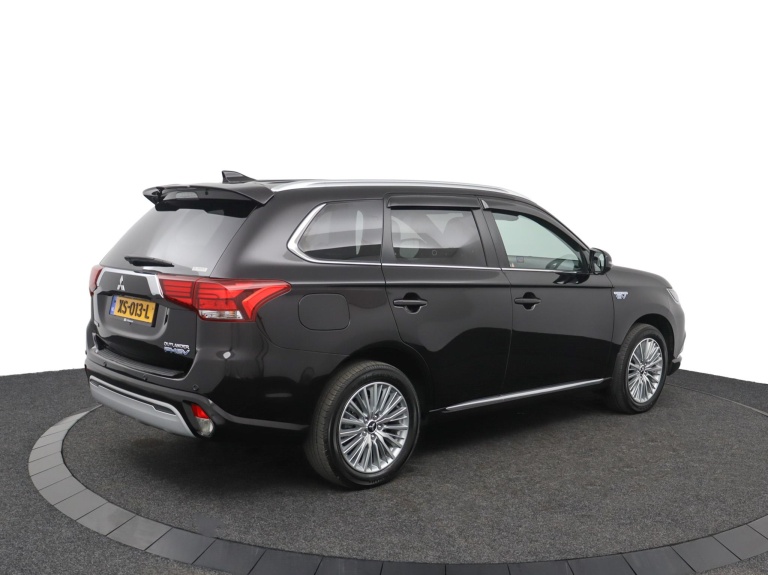 Mitsubishi Outlander - 2.4 PHEV Instyle 2