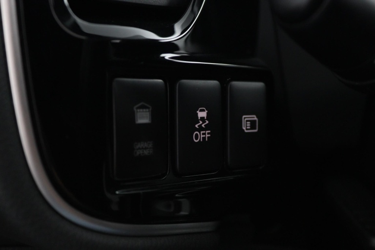 Mitsubishi Outlander - 2.4 PHEV Instyle 26