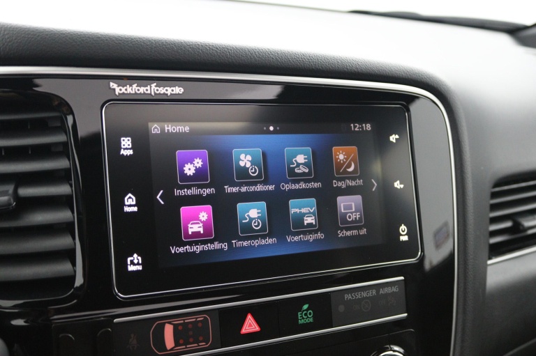 Mitsubishi Outlander - 2.4 PHEV Instyle 40