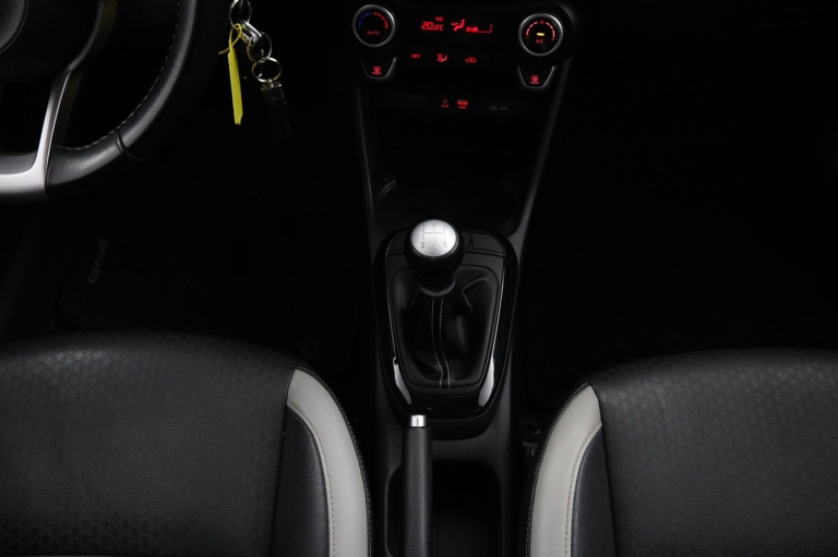 Kia Picanto - 1.0 CVVT Design Edition 23