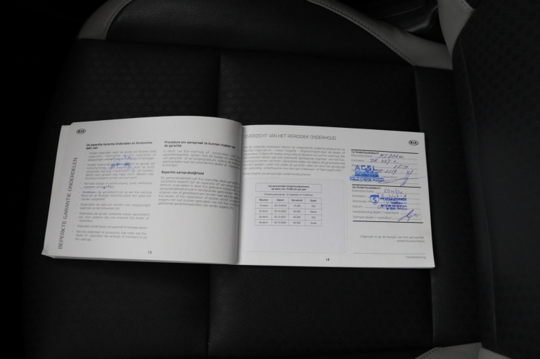 Kia Picanto - 1.0 CVVT Design Edition 38