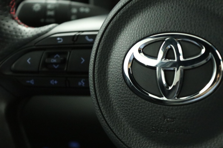 Toyota Yaris Cross - 1.5 Hybrid GR Sport 19