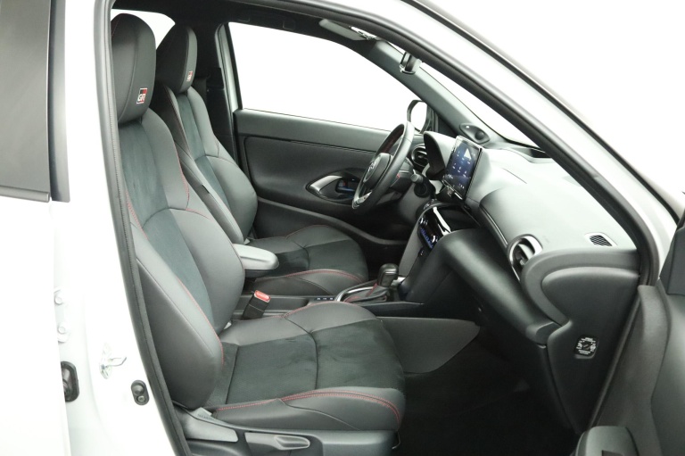 Toyota Yaris Cross - 1.5 Hybrid GR Sport 22