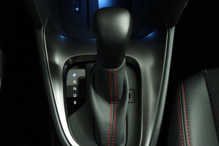 Toyota Yaris Cross - 1.5 Hybrid GR Sport 27