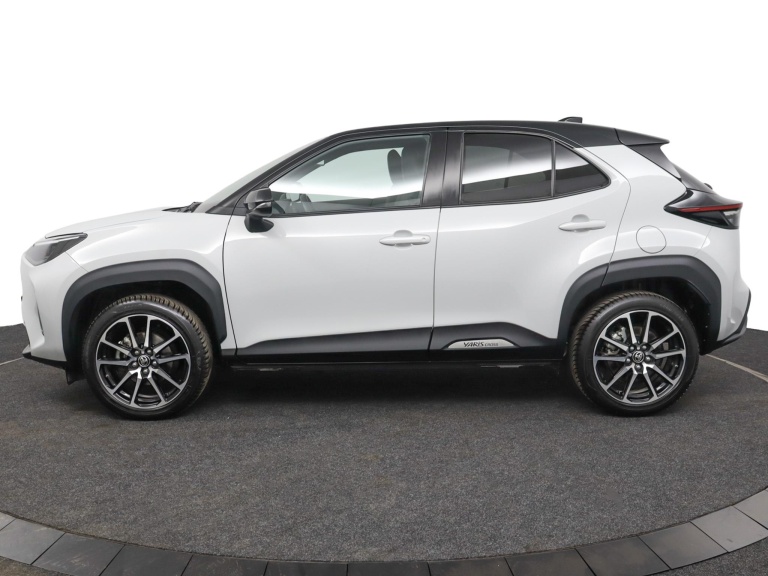 Toyota Yaris Cross - 1.5 Hybrid GR Sport 3