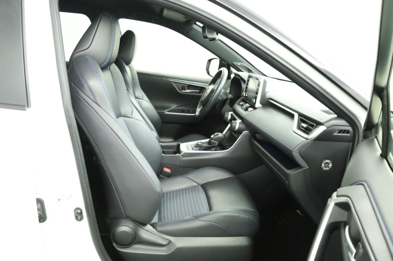 Toyota RAV4 - 2.5 Hybrid AWD Bi-Tone 22