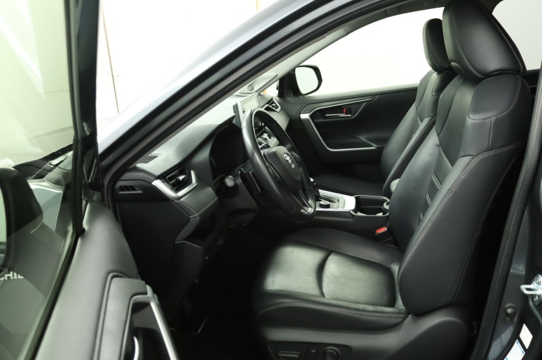 Toyota RAV4 - 2.5 Hybrid AWD Business Plus 17