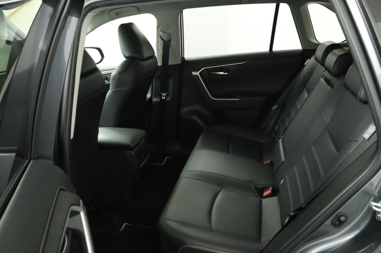 Toyota RAV4 - 2.5 Hybrid AWD Business Plus 18
