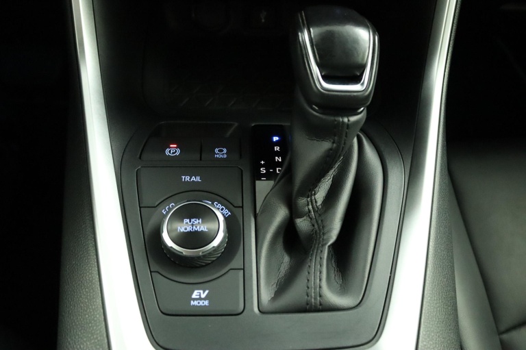 Toyota RAV4 - 2.5 Hybrid AWD Business Plus 27