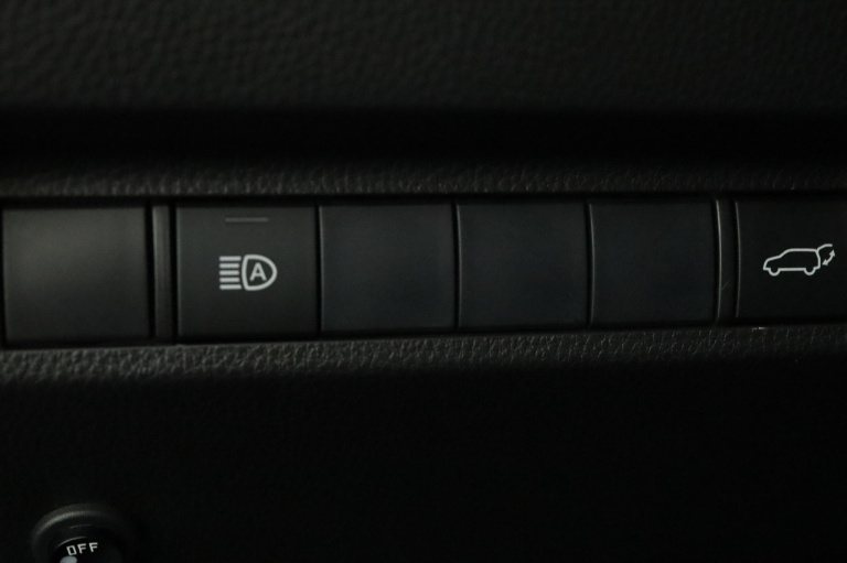 Toyota RAV4 - 2.5 Hybrid AWD Business Plus 30