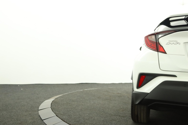Toyota C-HR - 1.8 Hybrid Style 40