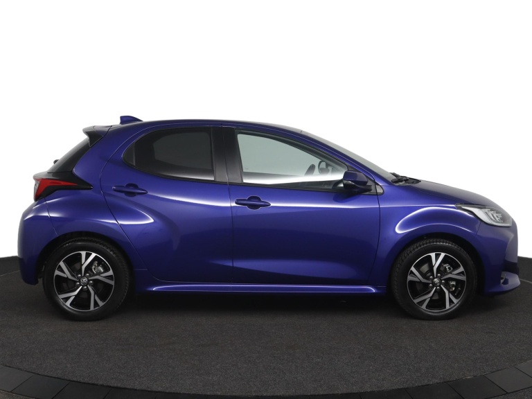 Toyota Yaris - 1.5 Hybrid 115 First Edition 13