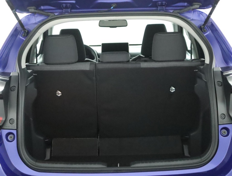 Toyota Yaris - 1.5 Hybrid 115 First Edition 24