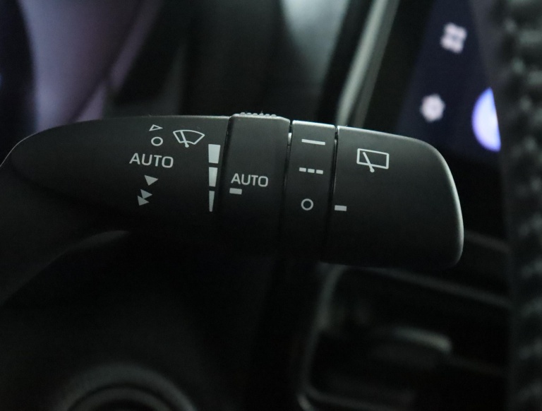Toyota Yaris - 1.5 Hybrid 115 First Edition 32
