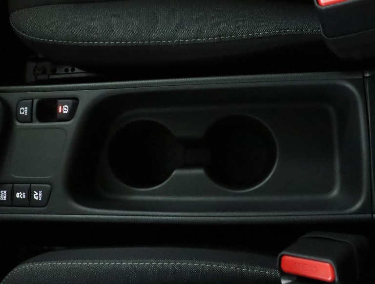 Toyota Yaris - 1.5 Hybrid 115 First Edition 59